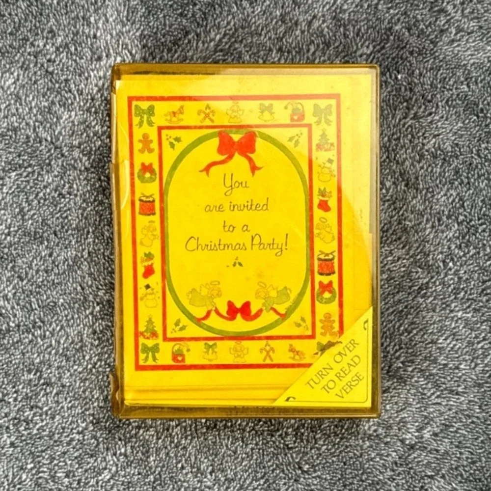 Vintage Renaissance Greeting Cards Christmas Party Invitations 12 Count Yellow